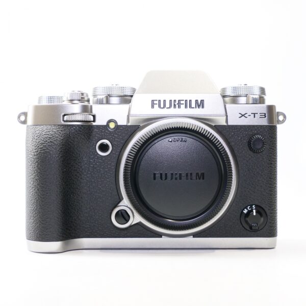 Used Fujifilm X-T3 Mirrorless camera body