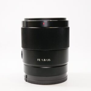 25763.jpg Used Sony FE 35mm f1.8 lens