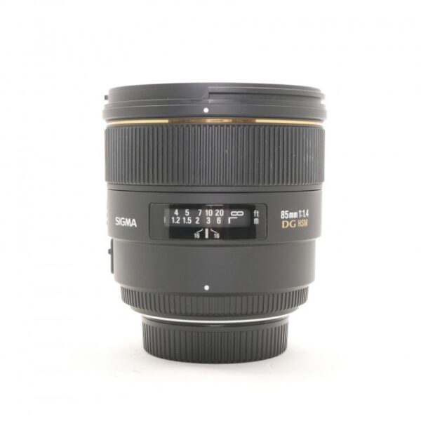 Used Sigma 85mm f1.4 DG HSM lens for Nikon