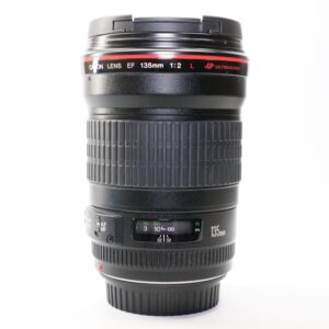 Used Canon EF 135mm f2 L USM lens