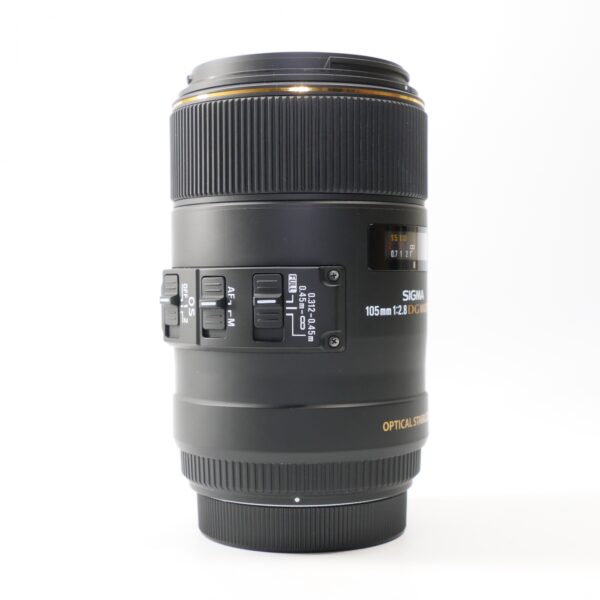 Used Sigma 105mm f2.8 DG Macro OS lens for Canon EOS