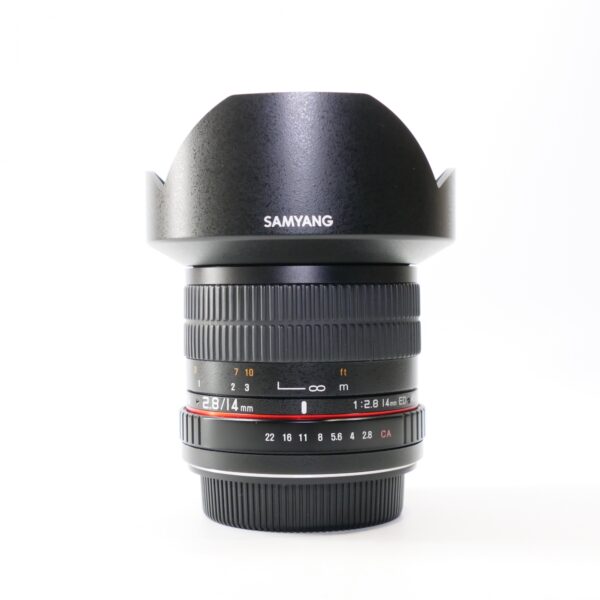 Used Samyang 14mm f2.8 Ultra Wide Angle lens for Canon EOS