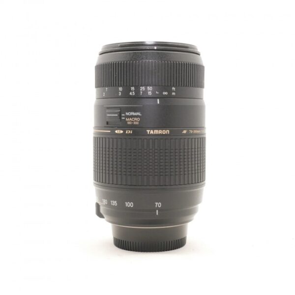 Used Tamron AF 70-300mm f4-5.6 Di lens for Nikon