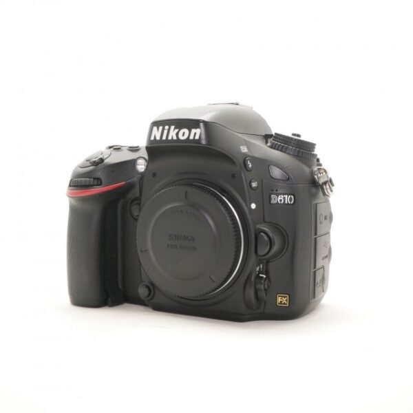 Used Nikon D610 Full-frame DSLR body