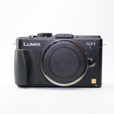 Used Panasonic Lumix GX1 Mirrorless camera with 14-42mm lens
