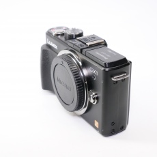 Used Panasonic Lumix GX1 Mirrorless camera with 14-42mm lens