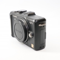 Used Panasonic Lumix GX1 Mirrorless camera body