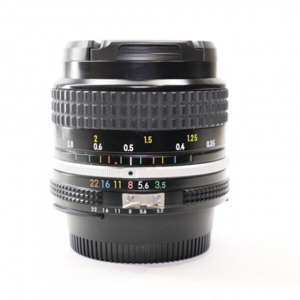Used Nikon Nikkor 28mm f3.5 AI lens