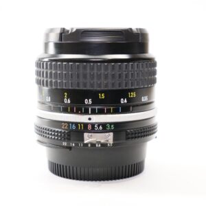 26493.jpg Used Nikon Nikkor 28mm f3.5 AI lens