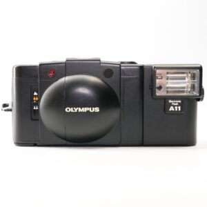 26539.jpg Used Olympus XA2 35mm compact camera with A11 flash