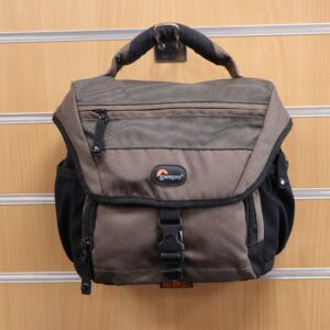 26626.jpg Used Lowepro Nova 160 AW bag