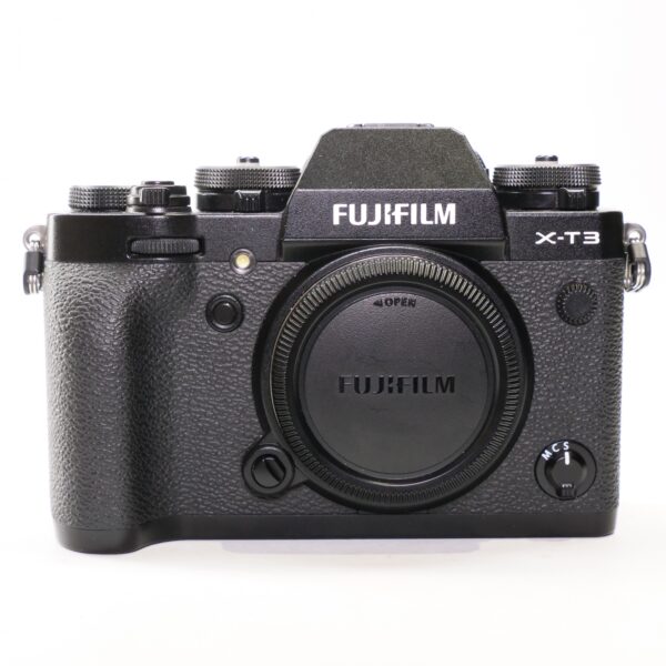 Used Fujifilm X-T3 Mirrorless camera body, Black