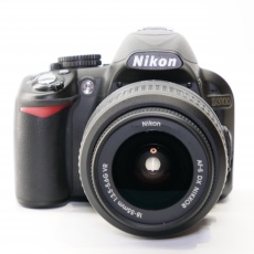 Used Nikon D3100 DSLR with 18-55 VR lens