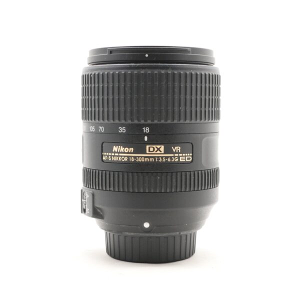 Used Nikon AF-S DX 18-300mm 3.5-6.3 G ED VR lens