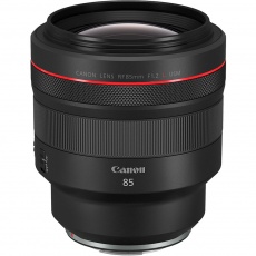 Canon RF 28-70mm f2 L USM lens