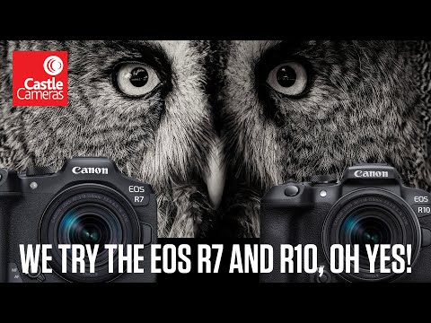 Canon EOS R7 Mirrorless Camera with RF-S 18-150mm lens